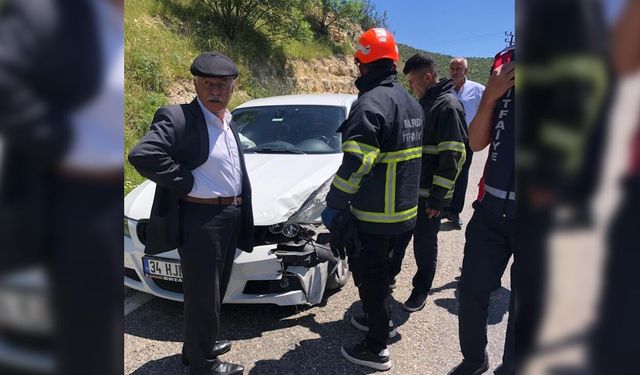 Mardin'de iki araç çarpıştı: 5 yaralı