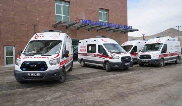 Ortaokulda 27 öğrenci zehirlendi