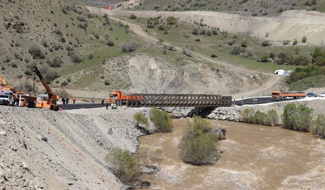 Van-Hakkari yolu açıldı