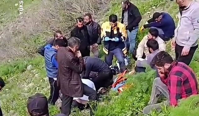 Hakkari Yüksekova’da kayalıklardan düşen kadın yaşamını yitirdi