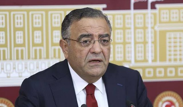 CHP’li Tanrıkulu PTT kuyruklarını Meclis’e taşıdı