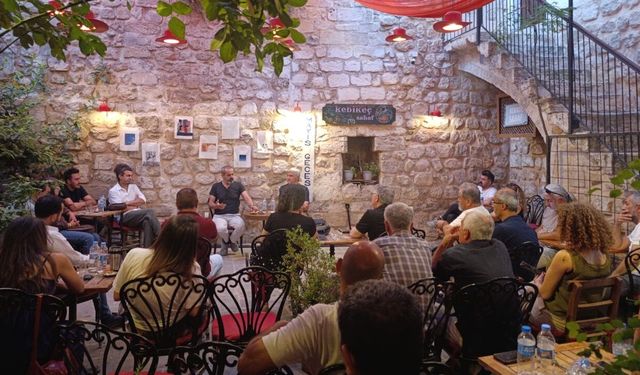 “Kültür ve Sanat Cereyanları Bağlamında Mardin” söyleşisine yoğun ilgi