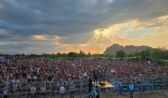 Sebahat Tuncel: İmralı’nın kapılarını devlet değil halk açar