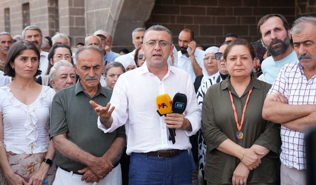 Diyarbakır Sur karanlığa teslim; DEM Parti ve muhtarlardan sert tepki