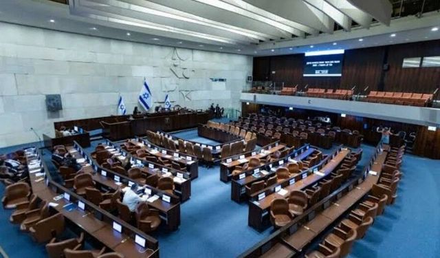 İsrail'de meclis feshedildi; yeni seçim tarihi açıklandı