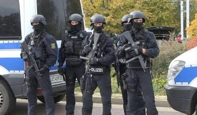 Almanya’da Ukrayna Başkonsolosluğu’na operasyon
