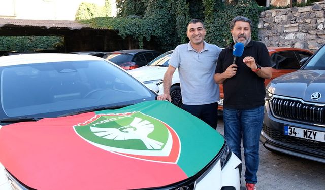 Amedspor sevgisi araç süslemelerine taşındı