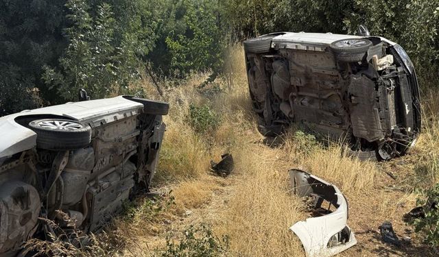 Diyarbakır’da virajı alamadı, araziye uçtu