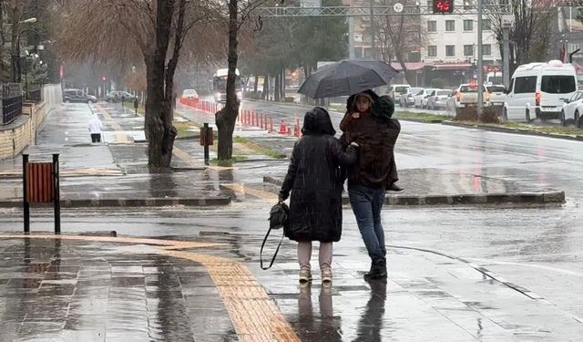 Diyarbakır için kuvvetli yağış, sel ve hortum uyarısı!
