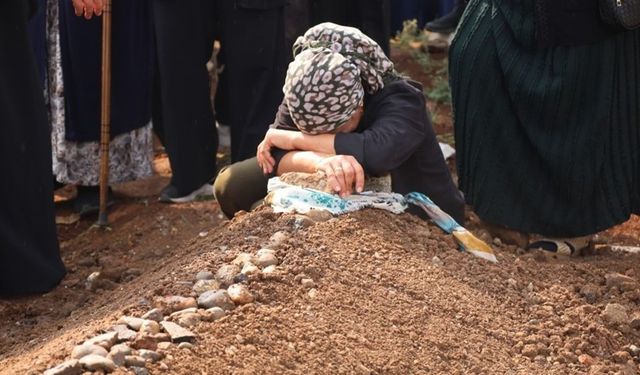 Diyarbakır'da Barış Annesi Hatun Aslan'a veda
