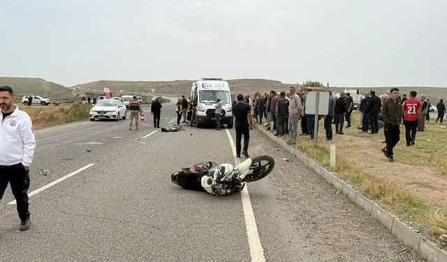 Diyarbakır’da minibüs-motosiklet çarpıştı: 1 kişi hayatını kaybetti