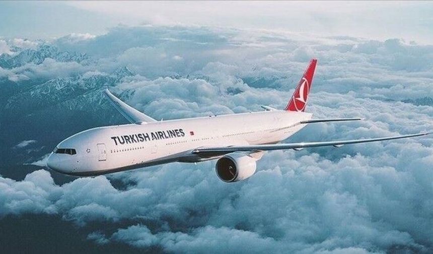 Şiddetli rüzgar: Uçaklar pisti pas geçti