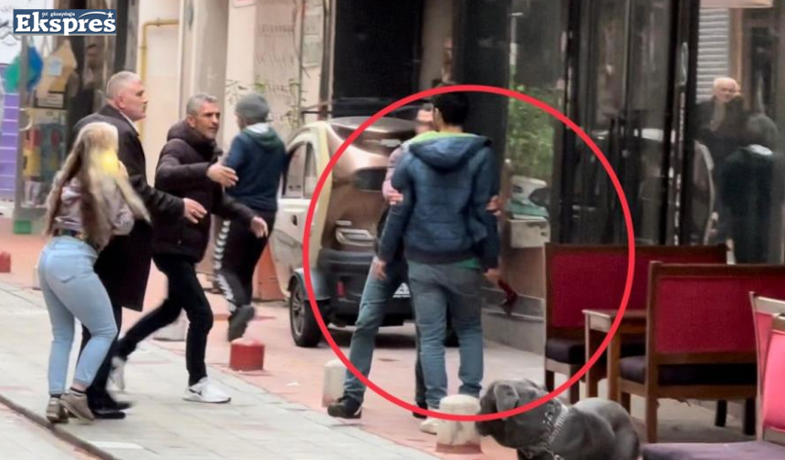  Kafede baltalarla birbirlerine girdiler