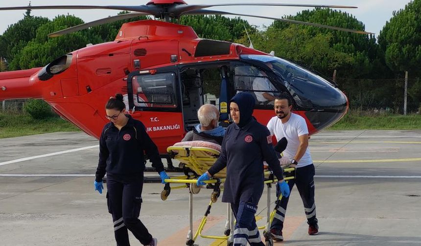 Kalp krizi geçirdi, ambulans helikopterle hastaneye kaldırıldı