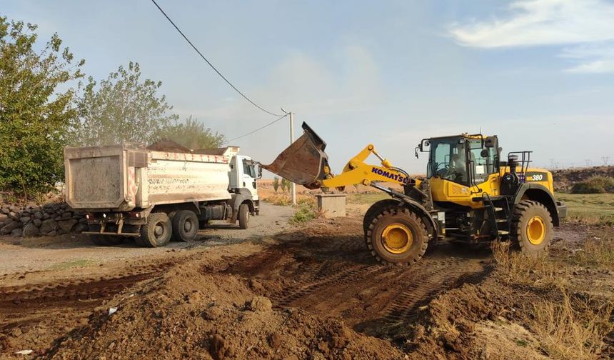 Yenişehir’de yol bakım çalışmaları devam ediyor