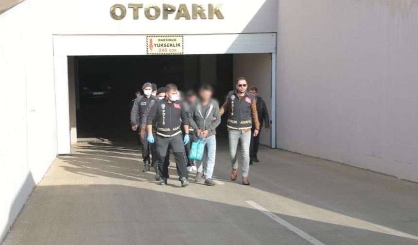 Araması olan 171 şahıs yakalandı