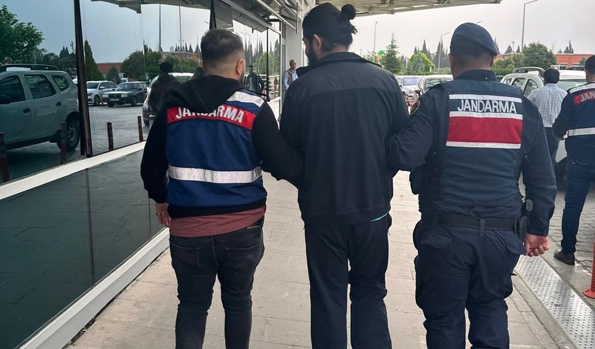 İzmir’de IŞİD operasyonu: 11 gözaltı