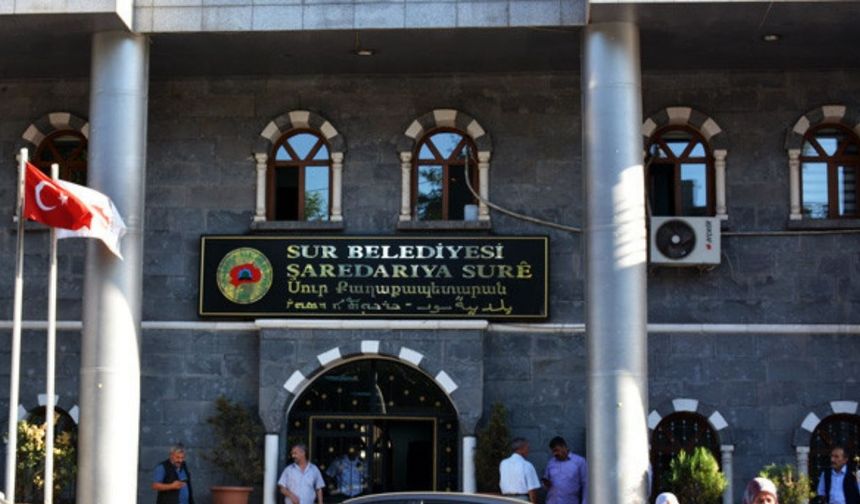 Diyarbakır Sur Belediyesi’ne de müfettiş görevlendirildi