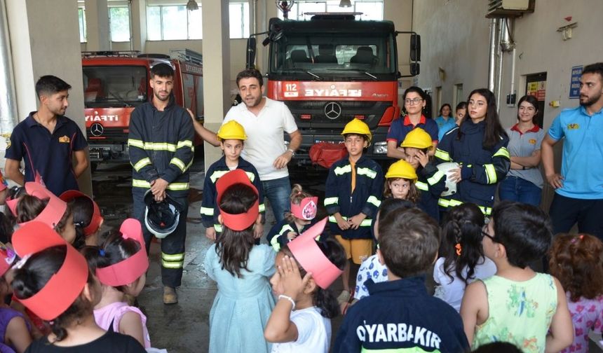 Diyarbakır'da çocuklara itfaiye eğitimi verildi