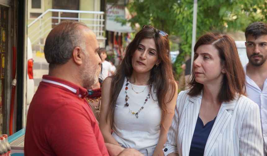 Diyarbakır Ofis ve Şehitlik esnafı, Eş Başkanlara taleplerini iletti