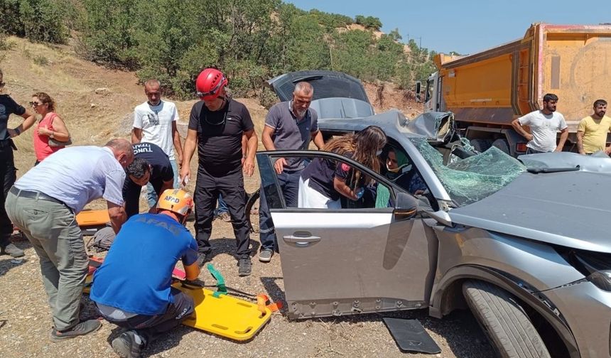 Dersim’de feci kaza: 2 ölü