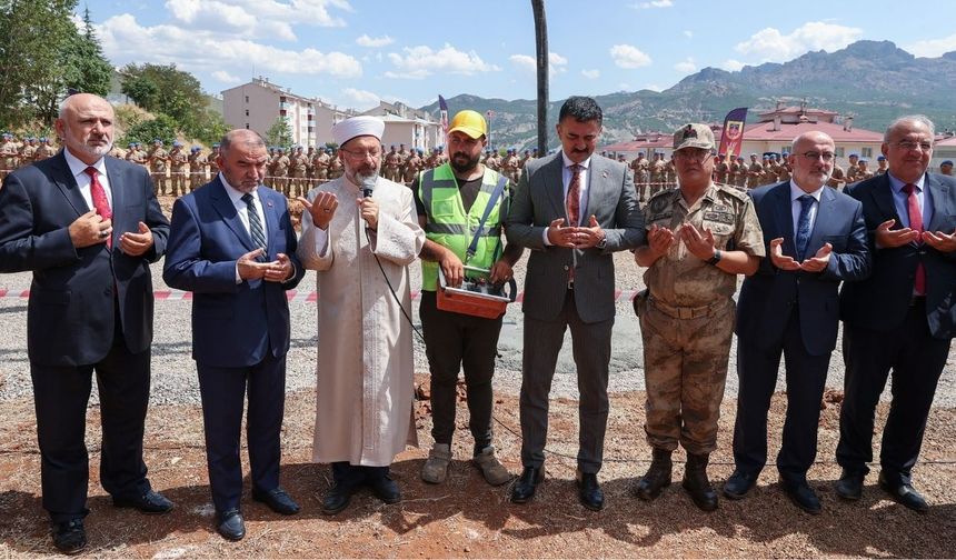 Tunceli İl Jandarma Komutanlığı'nda cami yapılıyor