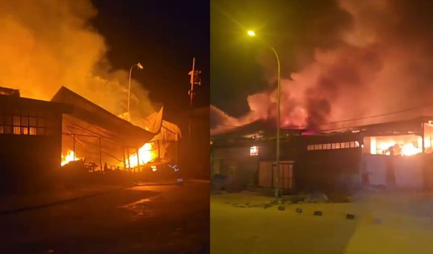 Hatay'da Sanayi sitesinde çıkan yangında 6 iş yeri kül oldu