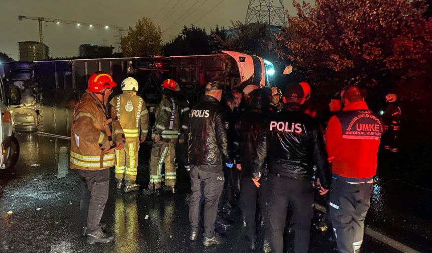 Yolcu otobüs devrildi, can pazarı yaşandı