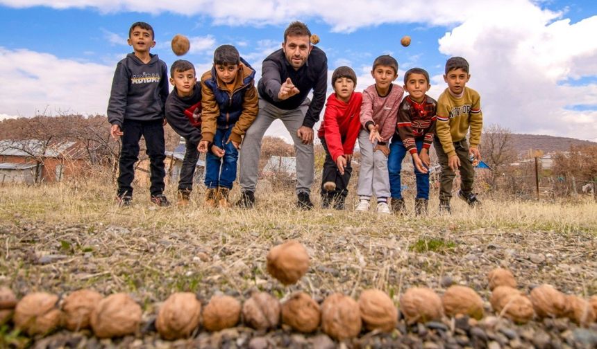 Bingöllü öğretmene Türkiye birinciliğini getiren fotoğraf