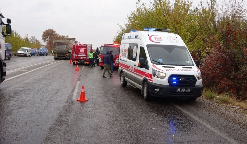 Adıyaman-Gölbaşı Karayolu kan gölüne döndü: 3 ölü