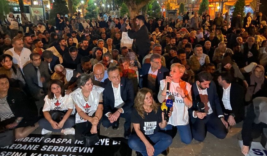 Mersin'de kayyımlara karşı yürüyüş ve protesto