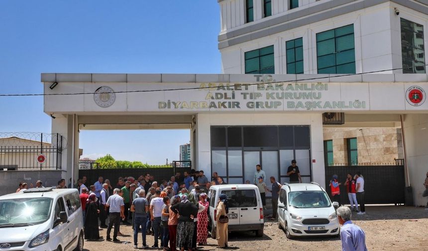 Diyarbakır'da elektrik ustası, elektrik akımına kapılarak öldü