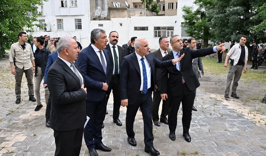 Diyarbakır Valisi Zorluoğlu’dan Bismil çıkarması