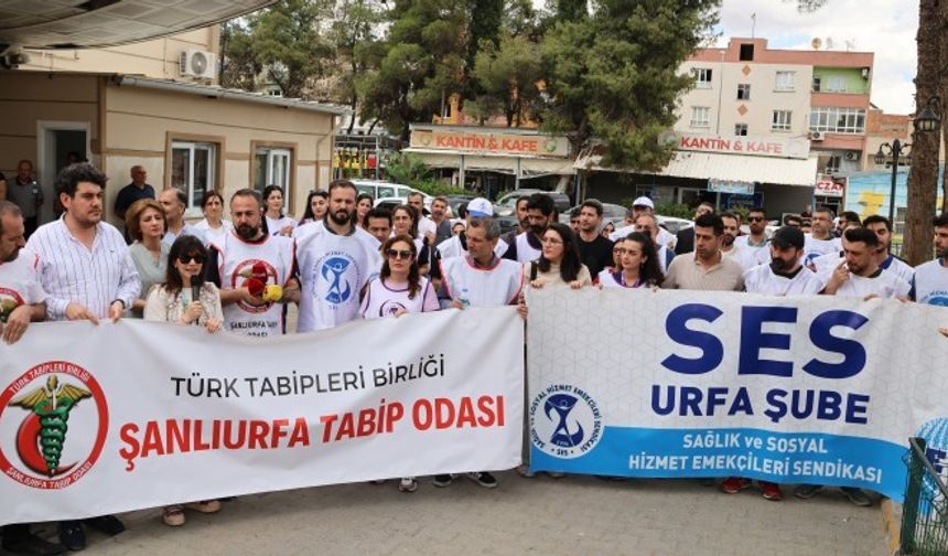 Şanlıurfa'da hasta yakınları sağlıkçılara saldırdı