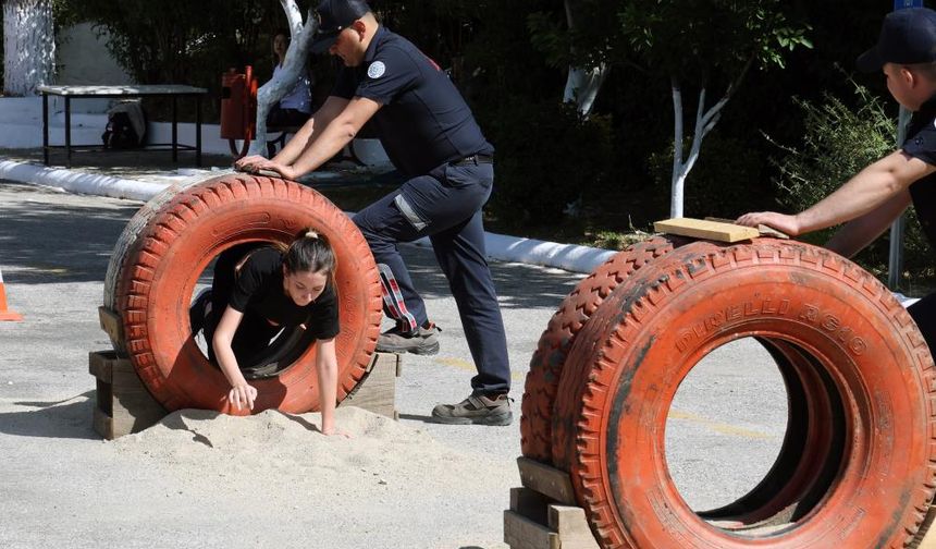Alev savaşçısı olmak için ter döktüler