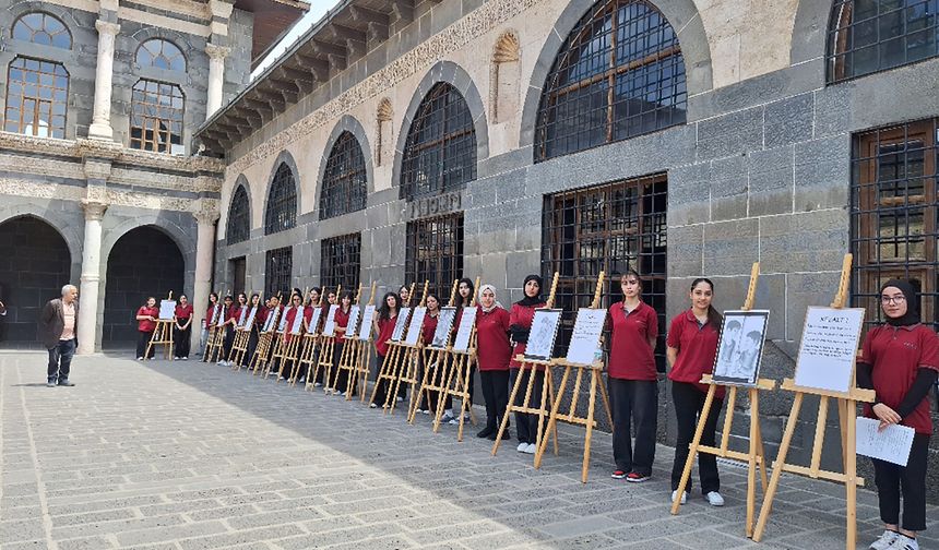 Diyarbakır Ulu Cami’de değerler sergisi açıldı