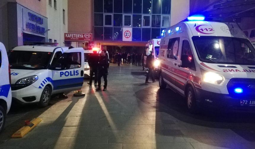 Batman’da 40 öğrenci zehirlenme şüphesiyle hastaneye kaldırıldı