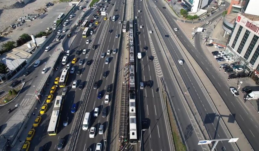 İstanbul'da özel halk otobüsleri grevde