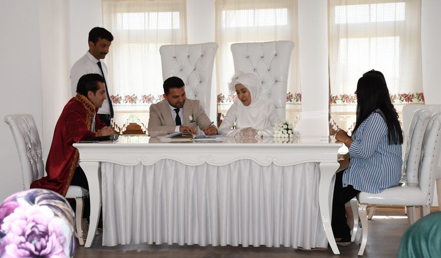 Nikah dairelerinde 25.05.2025 yoğunluğu