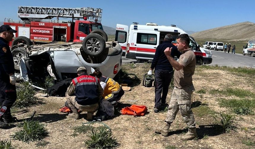 Van’da katliam gibi kaza: 4 ölü, 2 yaralı