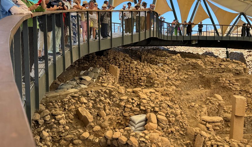 Dünyanın dört bir yanından tarihin merkezine akın