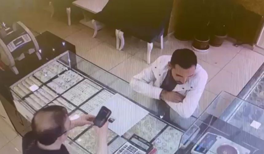 Kuyumcuya sahte altın satan 3 şüpheli yakalandı