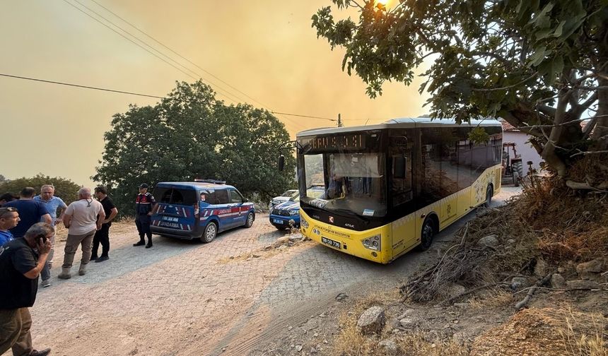 Aydın’da hızla yayılan yangın nedeniyle yerleşim yerleri tahliye ediliyor
