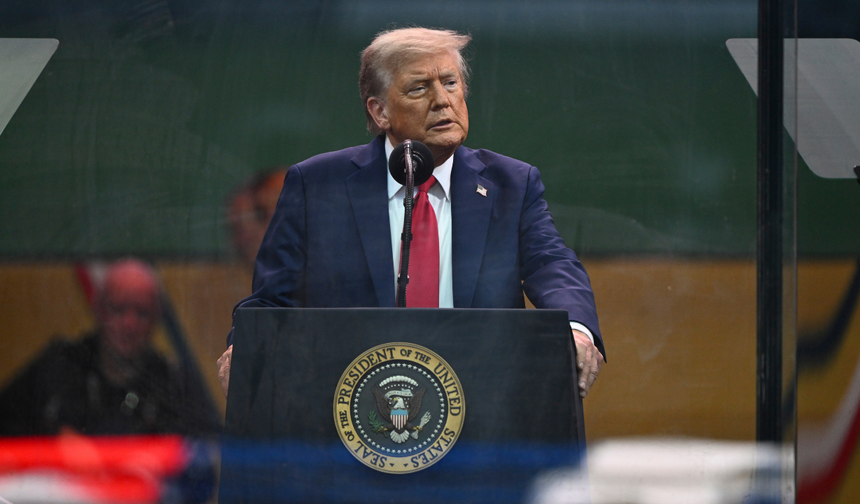 Trump'tan Putin'e tehdit: Ağır sonuçları olur!