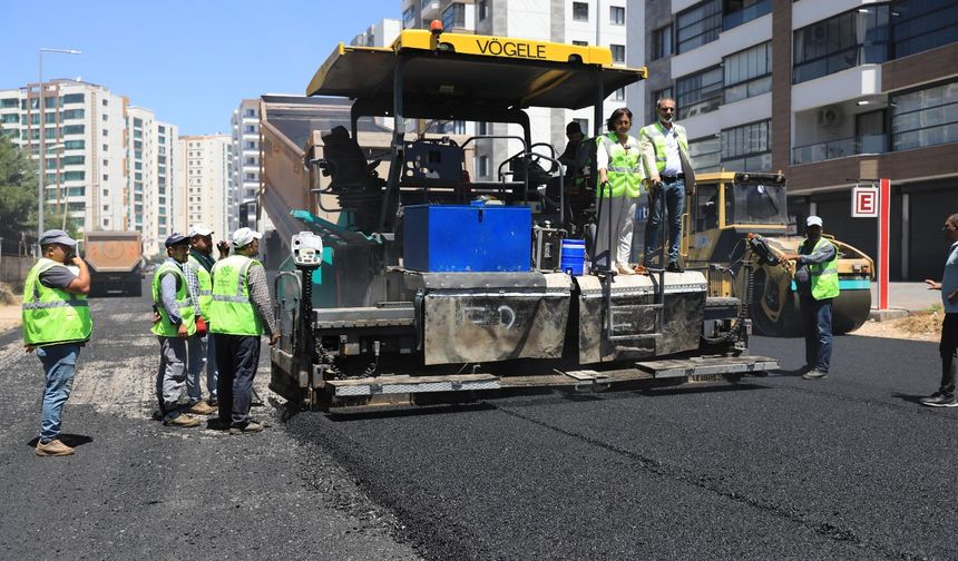 Diyarbakır Kayapınar’da 50 bin ton beton asfalt serimi