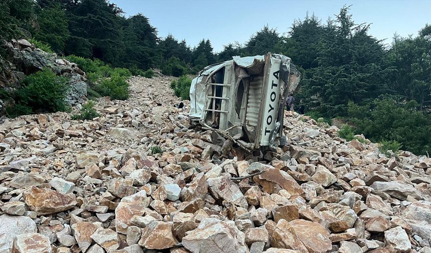 Yayla yolunda katliam gibi kaza: 3 ölü, 1 yaralı