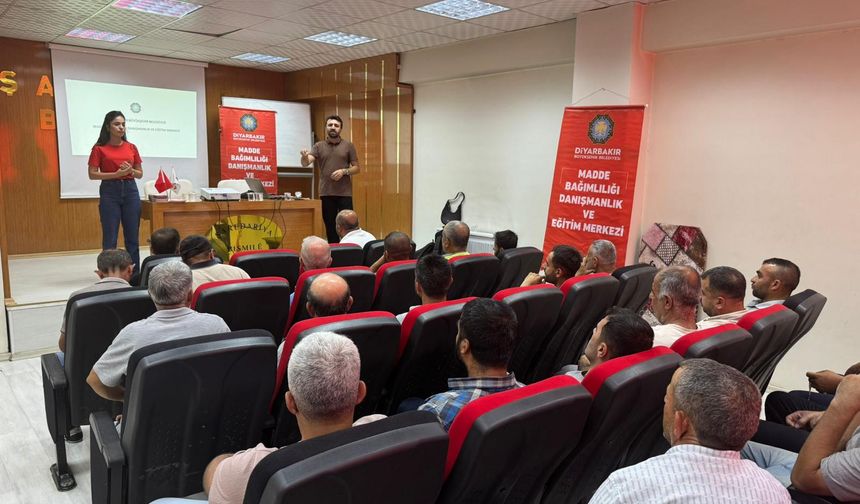 Diyarbakır Bismil’de bağımlılığa karşı farkındalık semineri