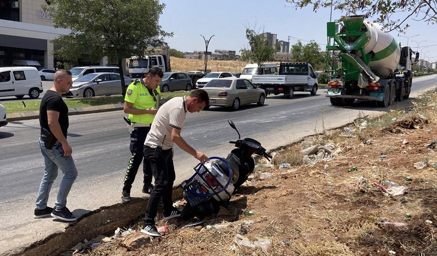 Beton mikseriyle motosiklet çarpıştı: Anne öldü, oğlu yaralandı