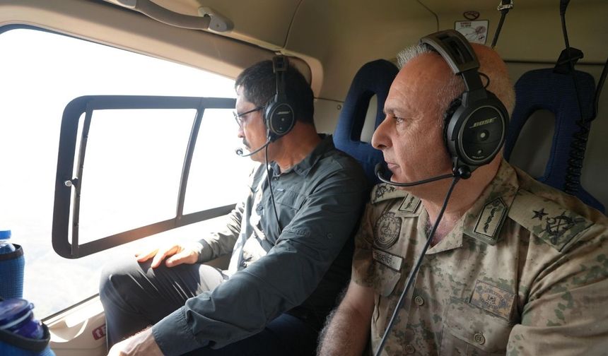 Hatay'daki yangın kontrol altına alındı, Vali havadan denetledi