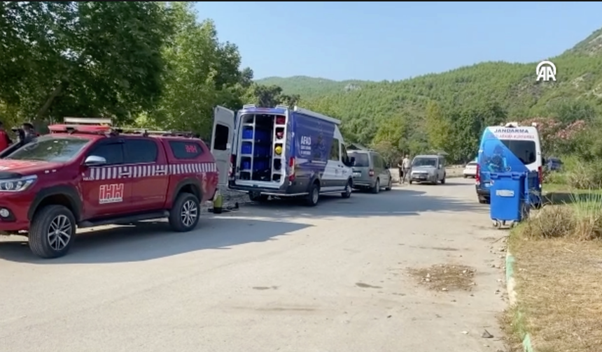 Irmakta akıntıya kapılan çocuk kayboldu